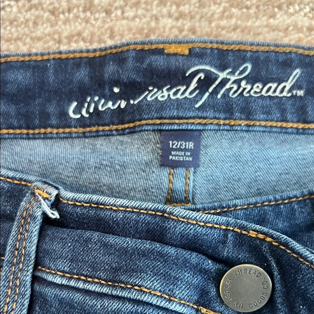 Universal Thread Women's Deep Blue Skinny Jeans - Picture 3 of 4